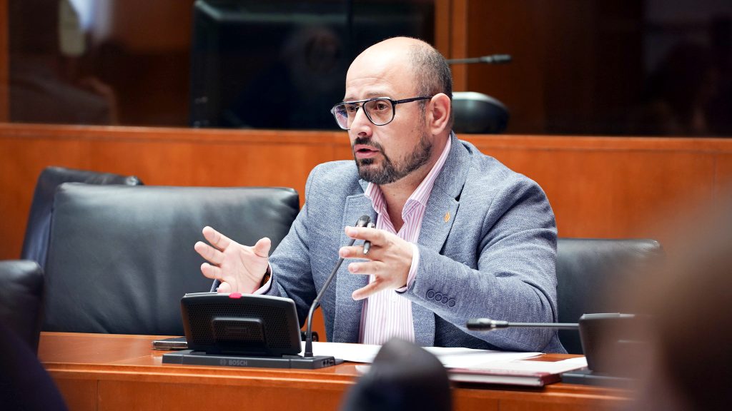 Las Cortes de Aragón respaldan la iniciativa del PAR para impulsar la puesta en marcha del Plan MOVES IV por parte del Gobierno de España